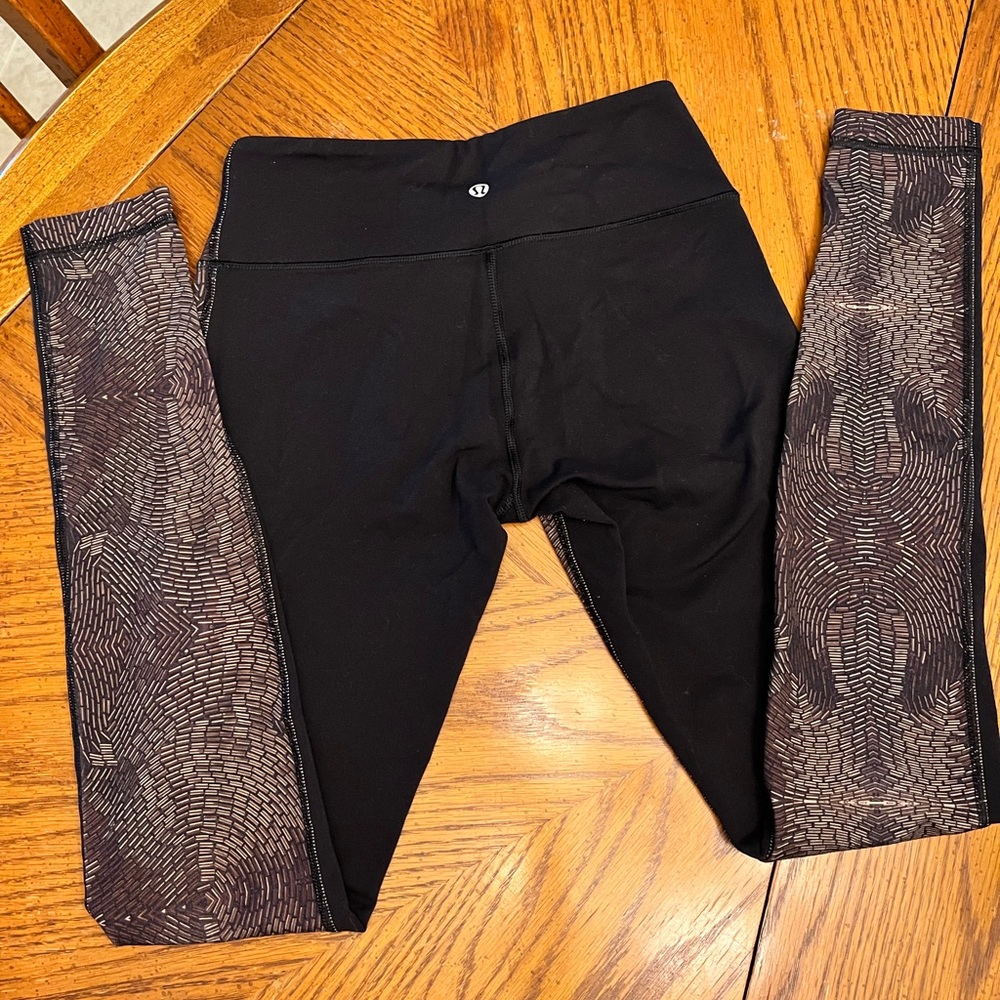Lululemon Wunder Under leggings